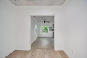 318 N E St, Lake Worth Beach, FL 33460 - Photo 6