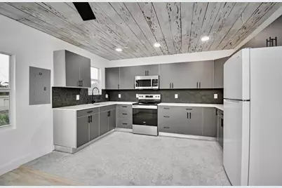 318 N E Street, Lake Worth Beach, FL 33460 - Photo 2
