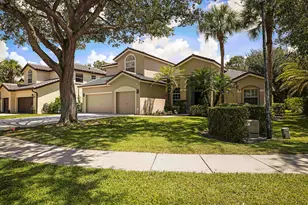 15369 Whispering Willow Dr, Wellington, FL 33414 - Photo 2