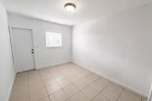 715 SW 14th Ave, Fort Lauderdale, FL 33312 - Photo 2