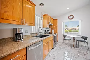 12979 Hampton Lakes Cir, Boynton Beach, FL 33436 - Photo 8