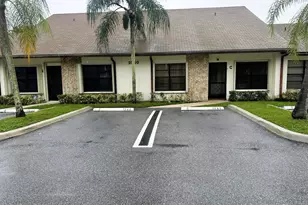 1040 Parkside Green Dr, Greenacres, FL 33415 - Photo 2