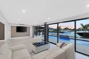 5641 Bayview Dr, Fort Lauderdale, FL 33308 - Photo 28