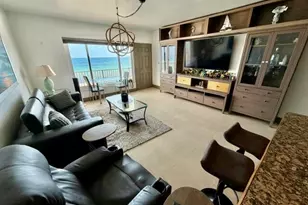 300 Oregon St, Hollywood, FL 33019 - Photo 6