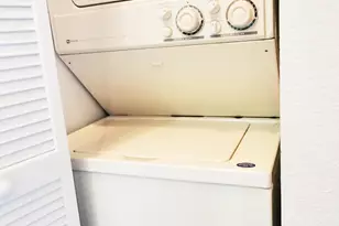 3051 Laurel Ridge Cir, Riviera Beach, FL 33404 - Photo 14