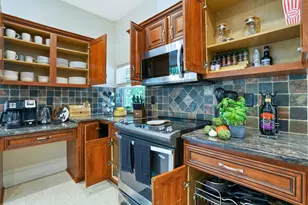 1311 NW 2nd Cir, Boca Raton, FL 33432 - Photo 6