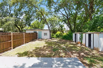 208 SW 2nd Place #1-2, Dania Beach, FL 33004 - Photo 14