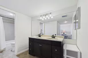 2400 Presidential Way, West Palm Beach, FL 33401 - Photo 16