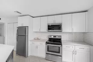 439 NW 36th Ave, Deerfield Beach, FL 33442 - Photo 10