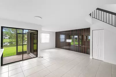 439 NW 36th Avenue, Deerfield Beach, FL 33442 - Photo 4