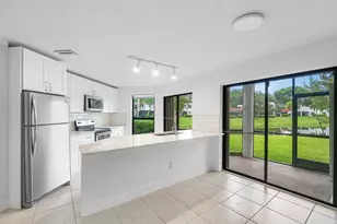 439 NW 36th Ave, Deerfield Beach, FL 33442 - Photo 8