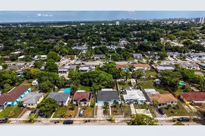 2517 Rodman Street, Hollywood, FL 33020 - Photo 26