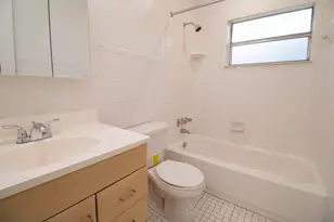 1507 Argyle Dr, Fort Lauderdale, FL 33312 - Photo 4