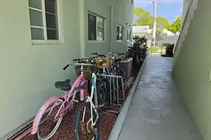 2100 NE 38th St, Lighthouse Point, FL 33064 - Photo 22
