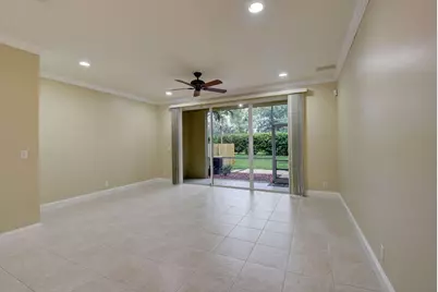 9113 Tremezzo Lane, Boynton Beach, FL 33472 - Photo 6