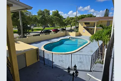 2285 NE 172nd Street #12, North Miami Beach, FL 33160 - Photo 16