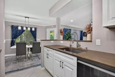 2300 NW 33rd Street #904, Oakland Park, FL 33309 - Photo 4