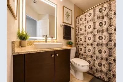 111 NW 2nd Avenue #10, Hallandale Beach, FL 33009 - Photo 12