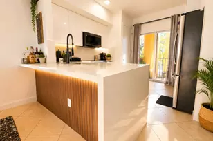 111 NW 2nd Ave, Hallandale Beach, FL 33009 - Photo 4