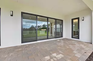9377 Sunflower Mdw Rd, Boca Raton, FL 33434 - Photo 44
