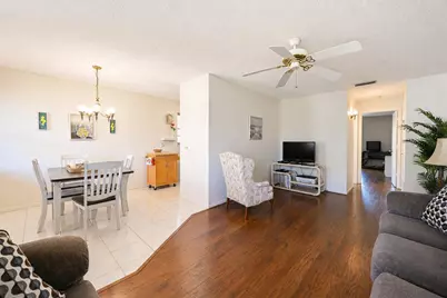 27 Lake Vista Trail #203, Port Saint Lucie, FL 34952 - Photo 6