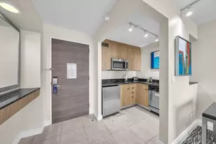 2670 E Sunrise Blvd, Fort Lauderdale, FL 33304 - Photo 2