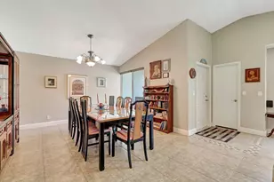 8630 Bridle Path Ct, Davie, FL 33328 - Photo 12