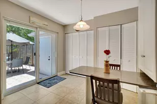 8630 Bridle Path Ct, Davie, FL 33328 - Photo 18