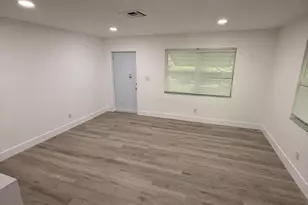 1005 SW 3rd Way, Boynton Beach, FL 33426 - Photo 2