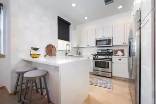 540 NE 7th Ave, Fort Lauderdale, FL 33301 - Photo 6