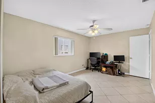 2116 SW 22nd Ct, Boynton Beach, FL 33426 - Photo 8
