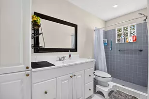 2116 SW 22nd Ct, Boynton Beach, FL 33426 - Photo 12