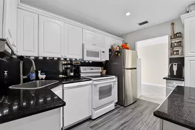 2116 SW 22nd Court, Boynton Beach, FL 33426 - Photo 18