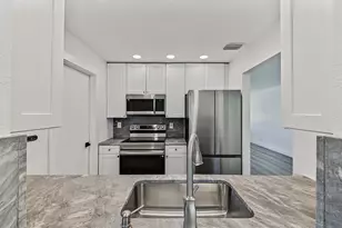 1190 NW 90th Ave, Plantation, FL 33322 - Photo 4