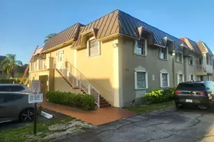 501 SE 8th St, Deerfield Beach, FL 33441 - Photo 14