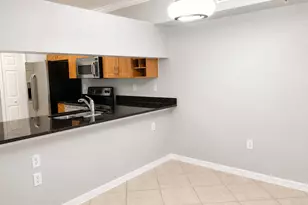 6521 Emerald Dunes Dr, West Palm Beach, FL 33411 - Photo 4