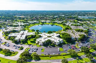5190 Las Verdes Cir, Delray Beach, FL 33484 - Photo 36