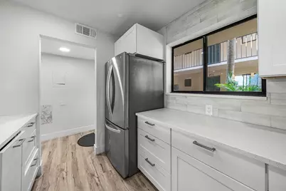 5190 Las Verdes Circle #105, Delray Beach, FL 33484 - Photo 16