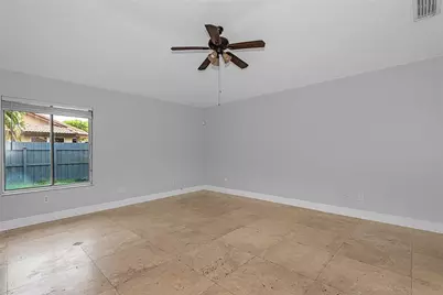 11551 SW 11th Street, Pembroke Pines, FL 33025 - Photo 14