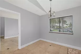 11551 SW 11th St, Pembroke Pines, FL 33025 - Photo 12