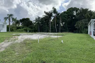 21 San Pablo Ln, Port Saint Lucie, FL 34952 - Photo 2