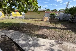 926 S F St, Lake Worth Beach, FL 33460 - Photo 2
