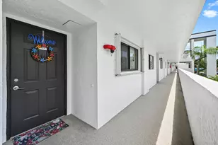 4725 Lucerne Lakes Blvd E, Lake Worth, FL 33467 - Photo 2