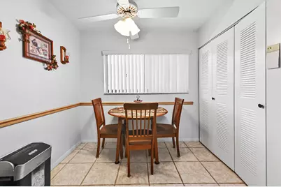 4725 Lucerne Lakes Boulevard E #202, Lake Worth, FL 33467 - Photo 6
