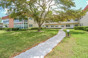 41 Woodland Dr, Vero Beach, FL 32962 - Photo 2