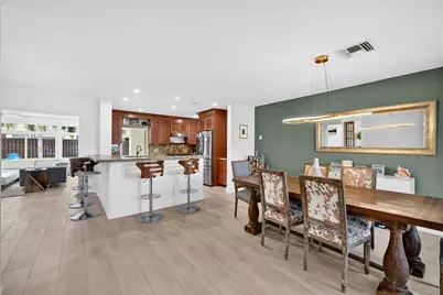 520 SE 14th Street, Pompano Beach, FL 33060 - Photo 2