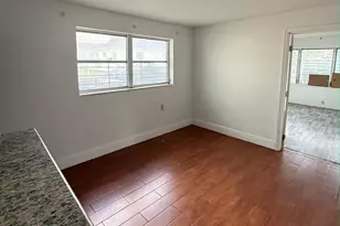 1735 Jackson St, Hollywood, FL 33020 - Photo 4