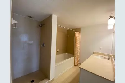 511 Lucerne Avenue #313, Lake Worth Beach, FL 33460 - Photo 8