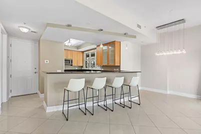 2617 NE 14th Avenue #109, Wilton Manors, FL 33334 - Photo 8