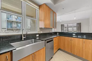 2617 NE 14th Ave, Wilton Manors, FL 33334 - Photo 12